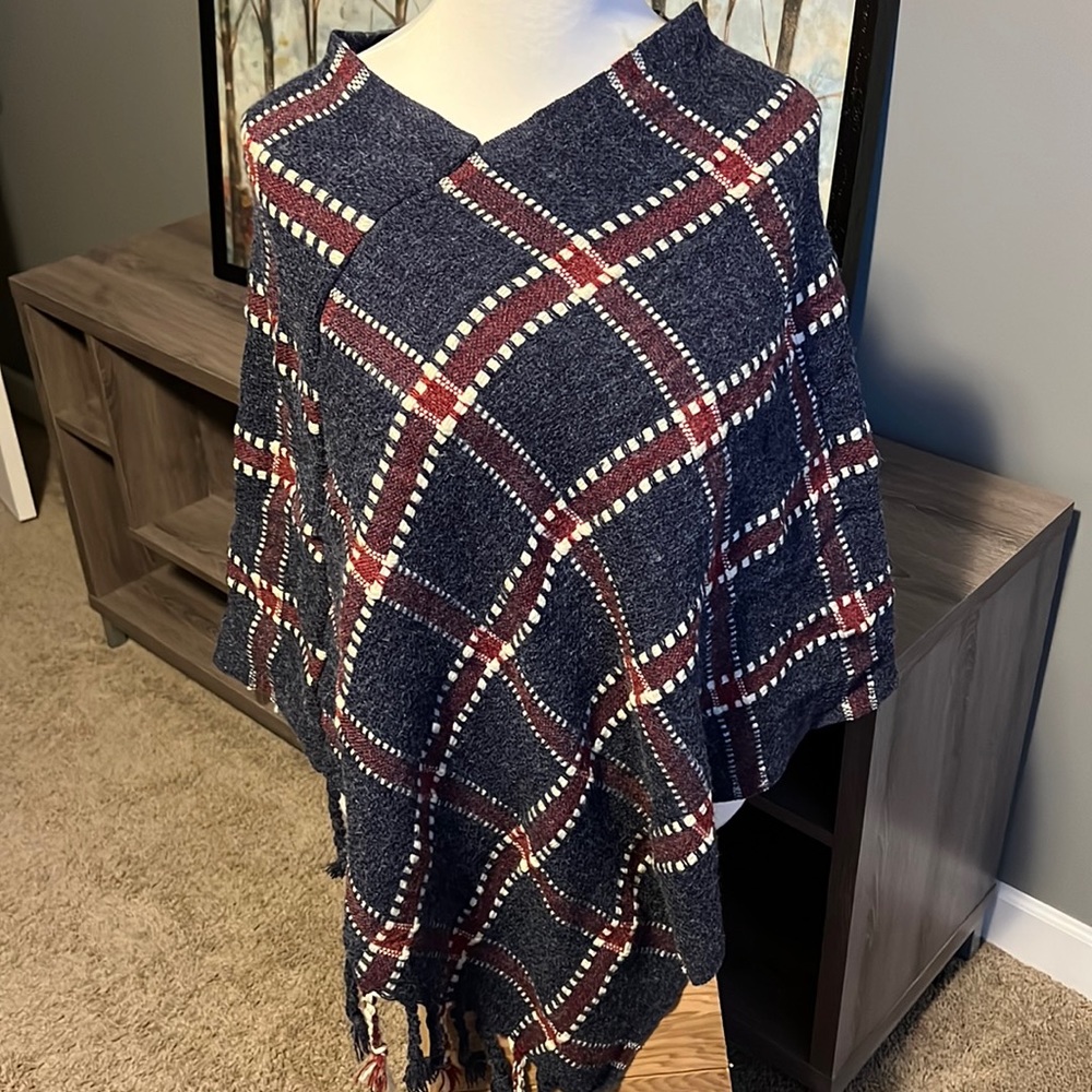 NWT Poncho